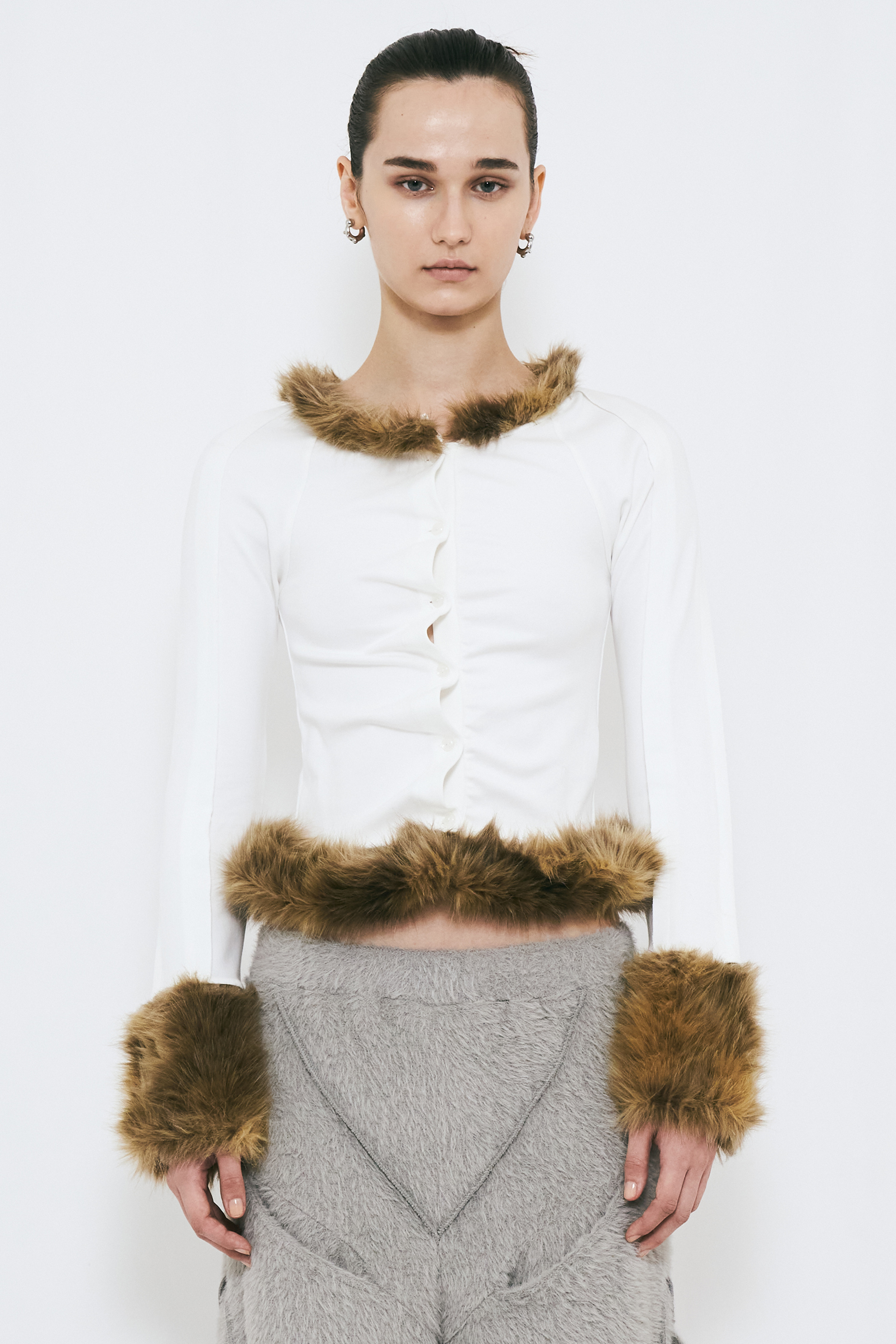FAKE FUR CARDIGAN / WHITE