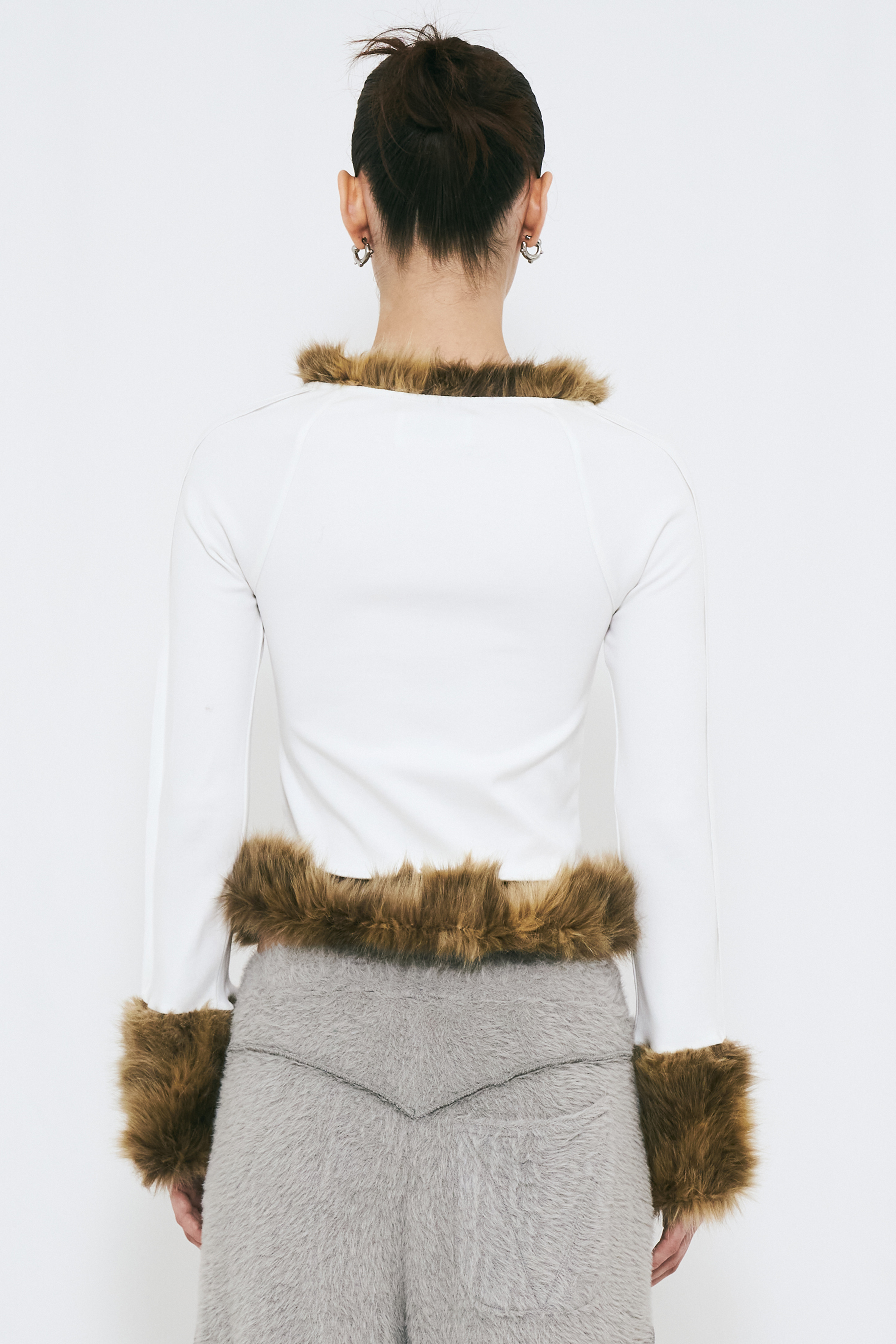 FAKE FUR CARDIGAN / WHITE