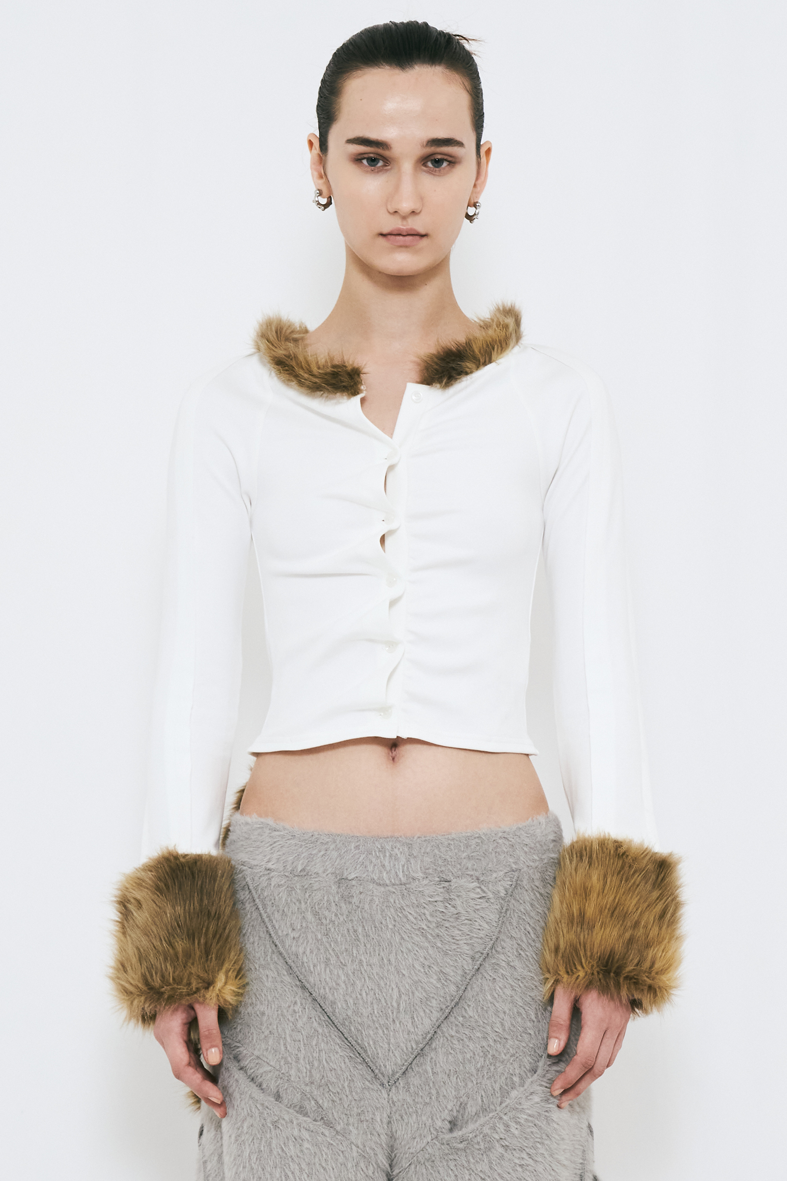 FAKE FUR CARDIGAN / WHITE