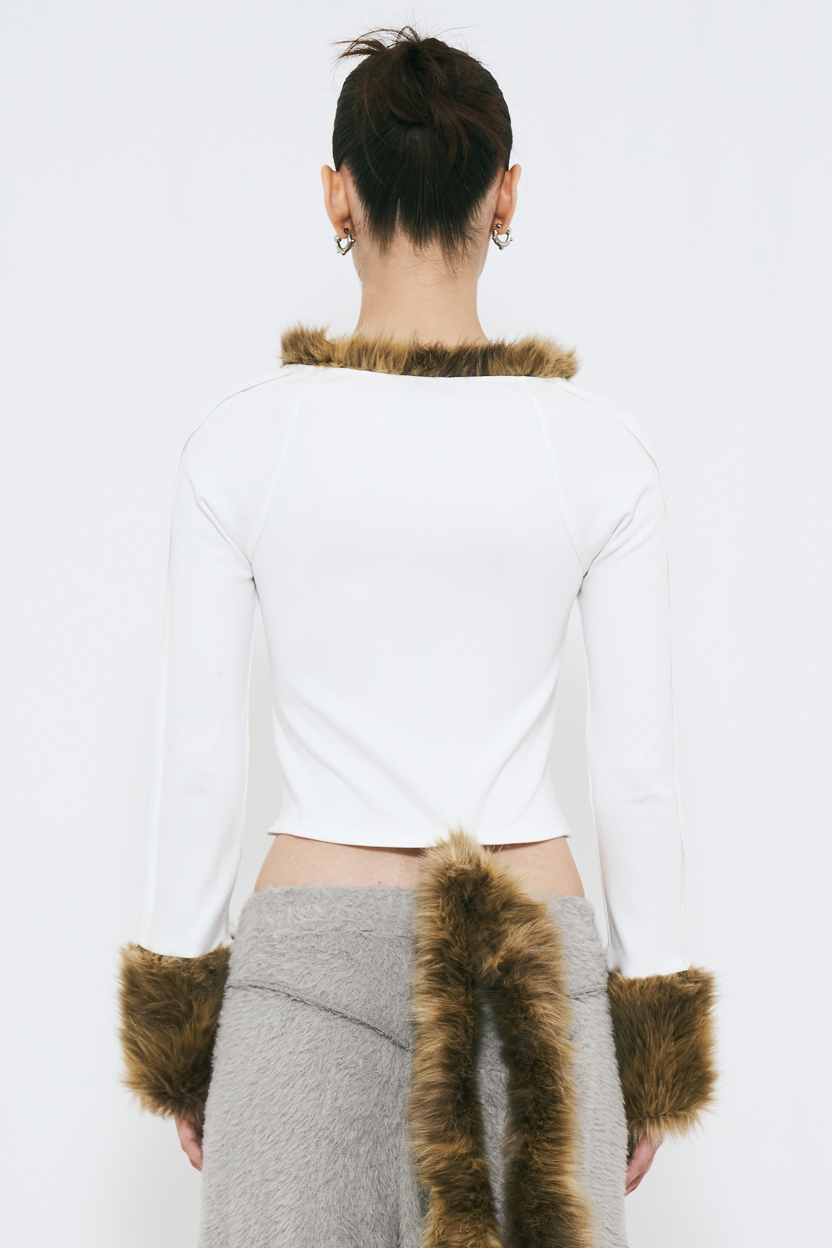 FAKE FUR CARDIGAN / WHITE