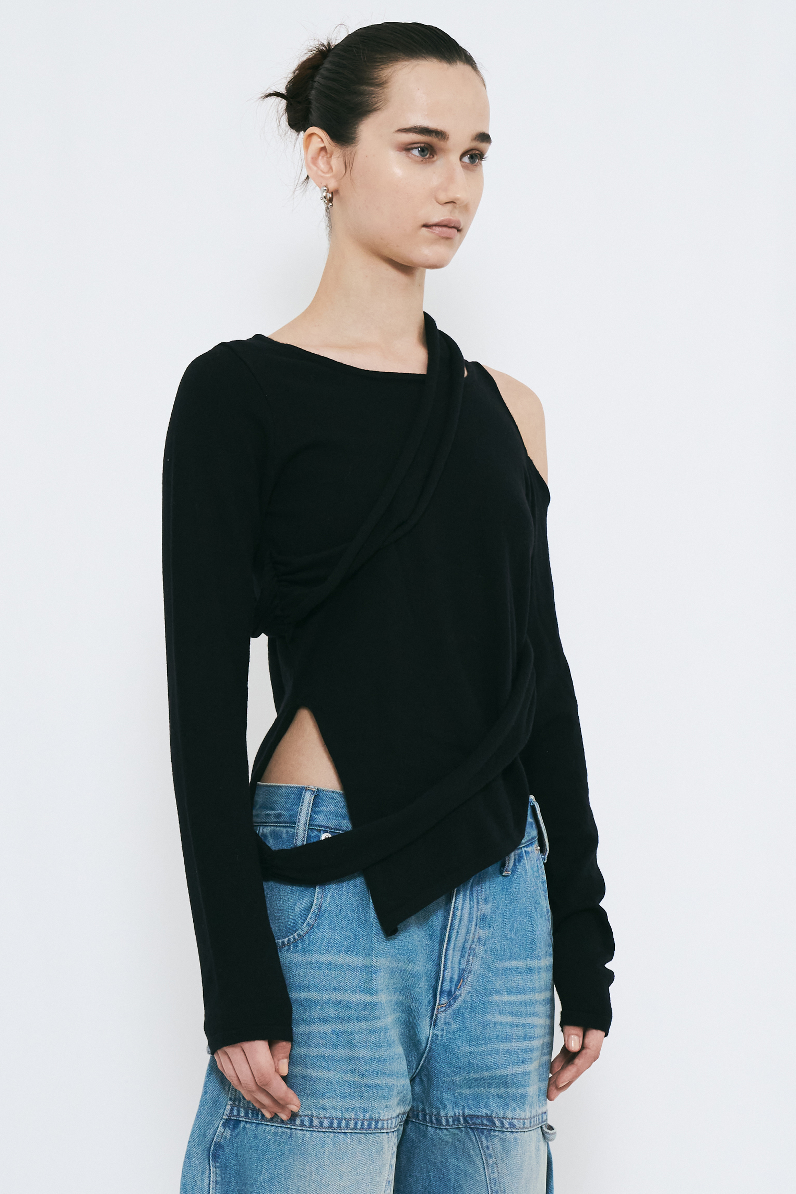【PRE ORDER】MULTI WAY KNIT TOP / BLACK