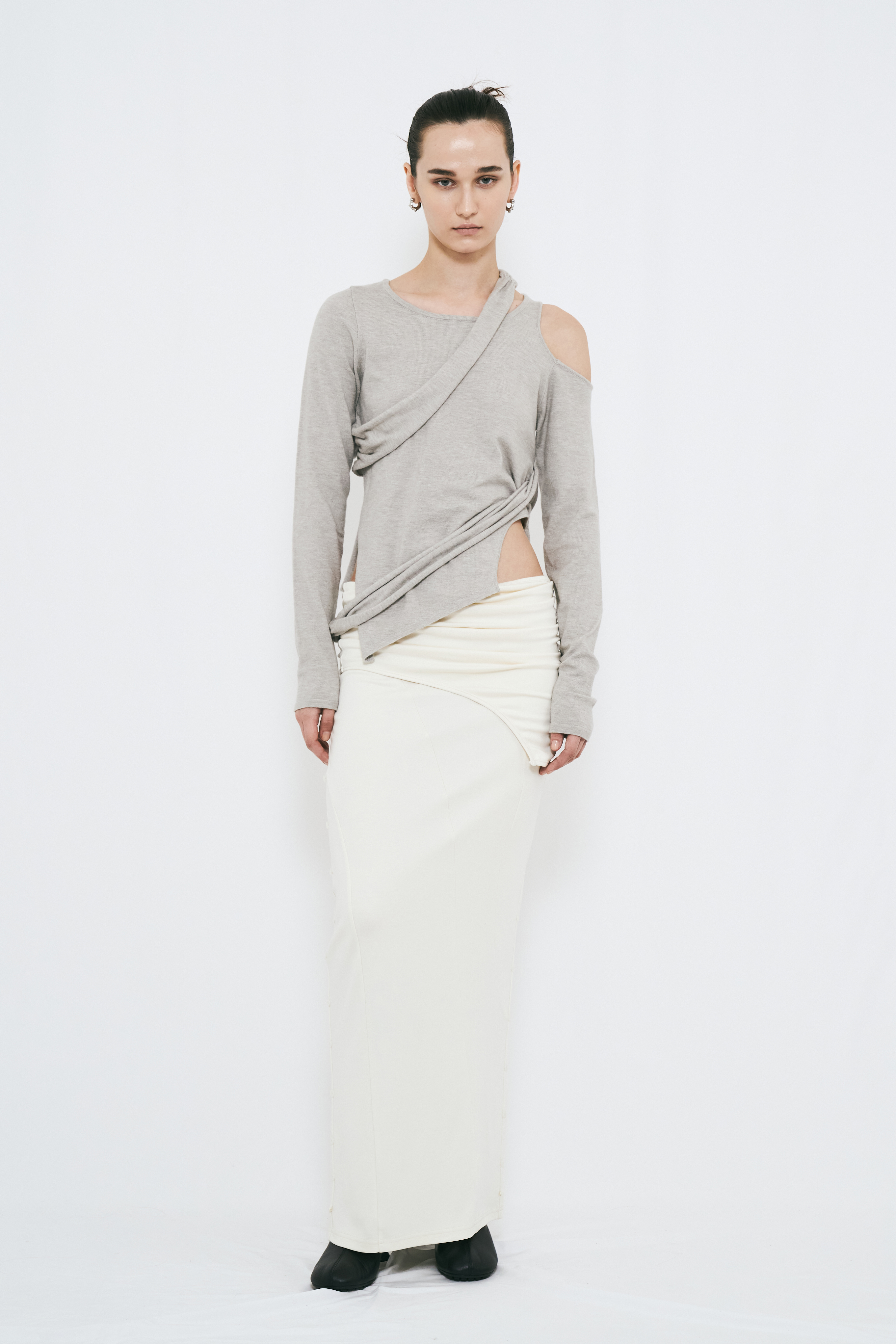 【PRE ORDER】MULTI WAY KNIT TOP / GRAY