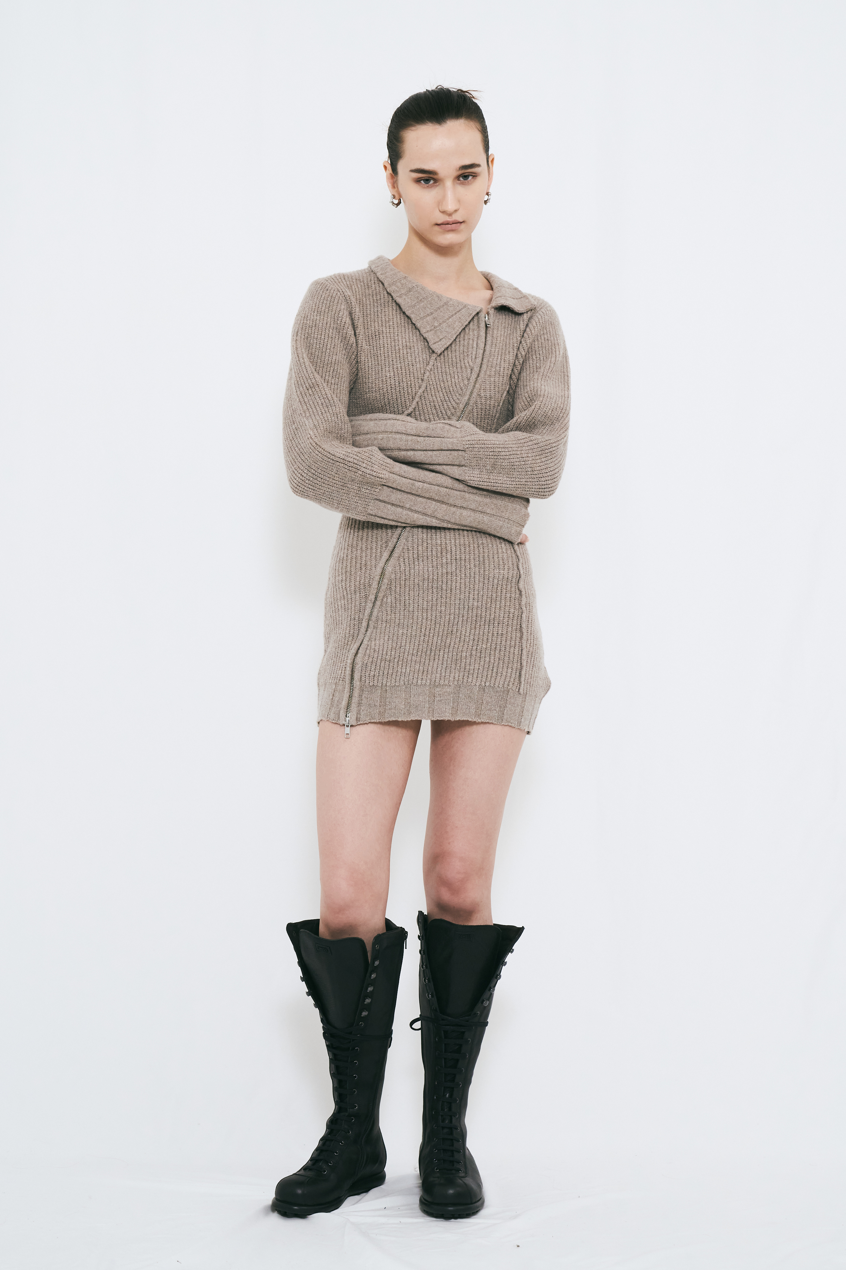 【PRE ORDER】DOUBLE ZIP KNIT DRESS / BEIGE