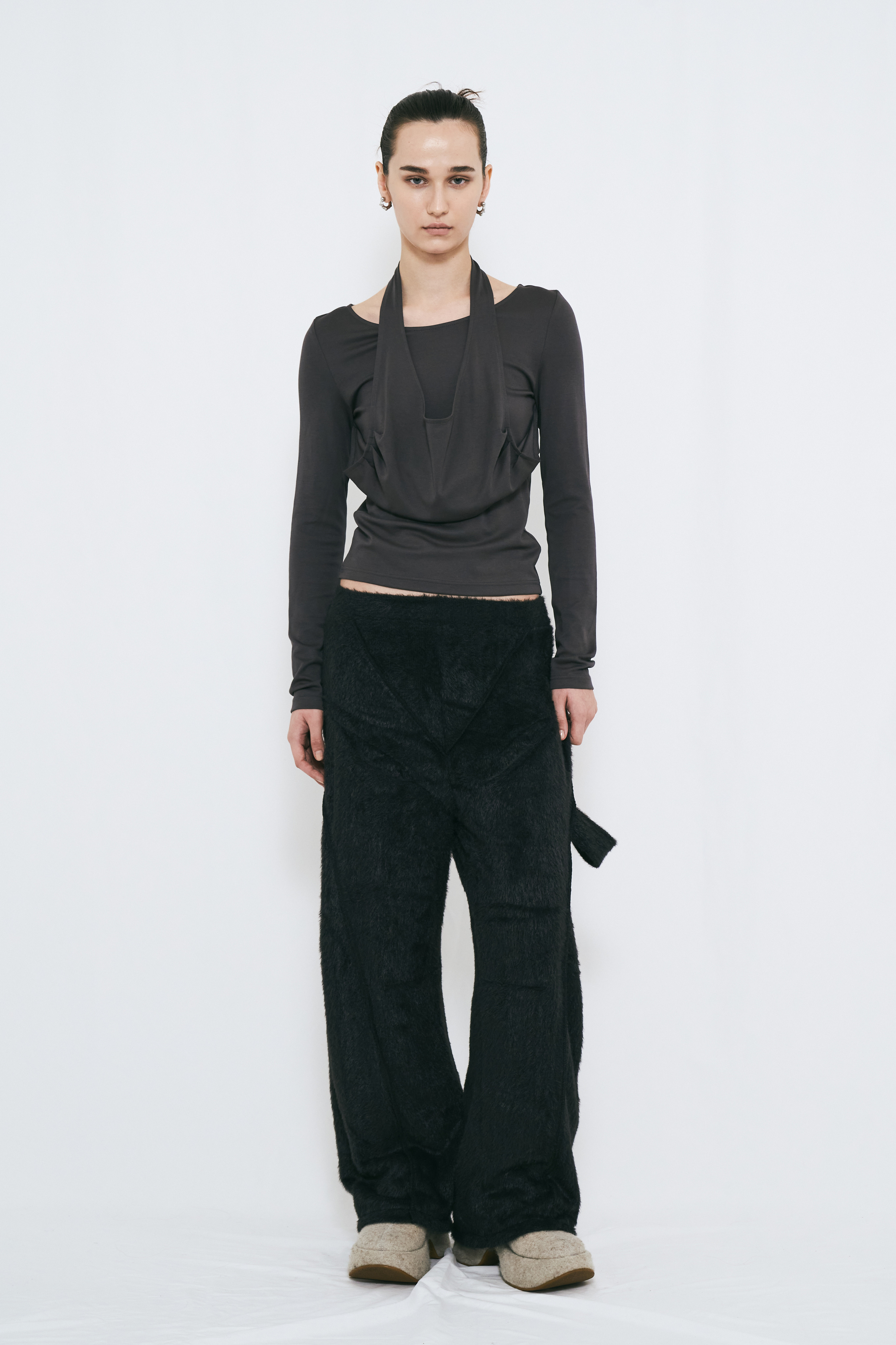 SHAGGY SWEAT PANTS / BLACK